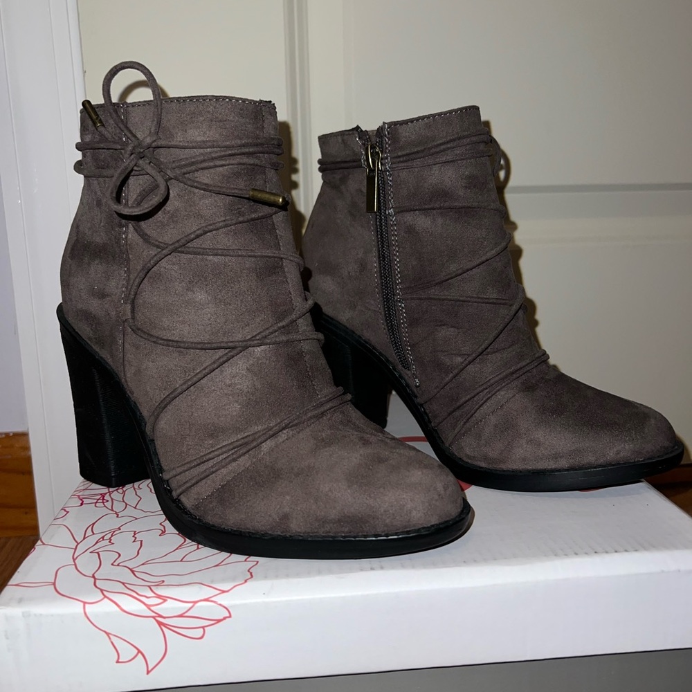 Brand New Elegant Charcoal Heeled Boots